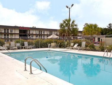 6-pooler, Ga - Savannah Airport Hotel 2*
