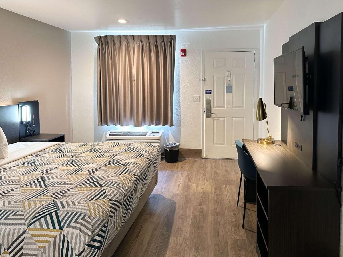 Hotel 6-pooler, Ga - Savannah Airport Pooler