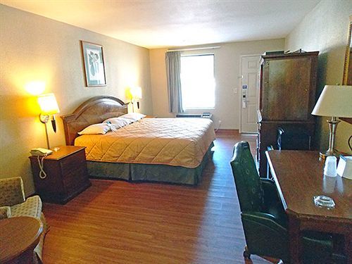 Hotel 6-pooler, Ga - Savannah Airport 2*